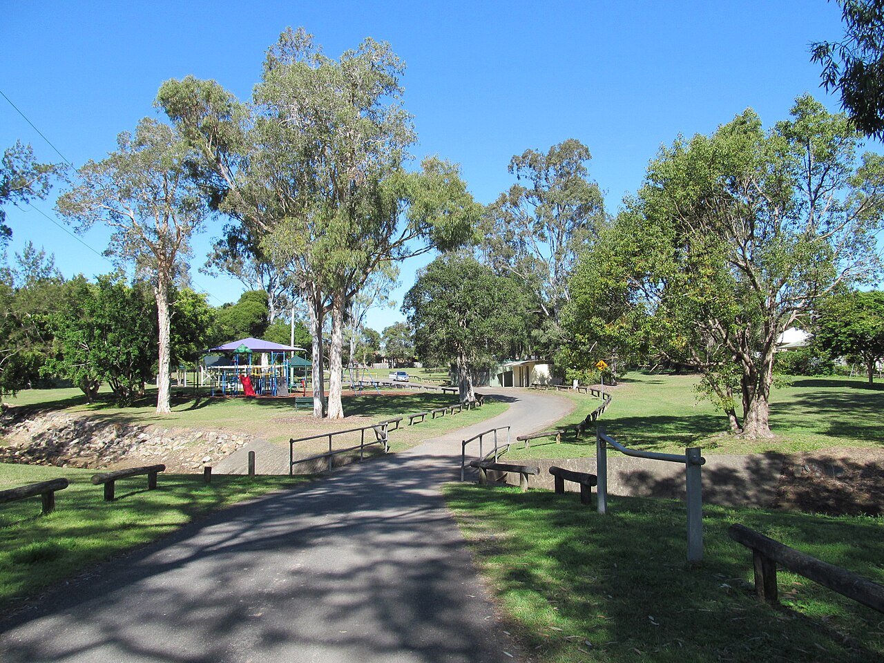Coopers Plains beryl roberts 1