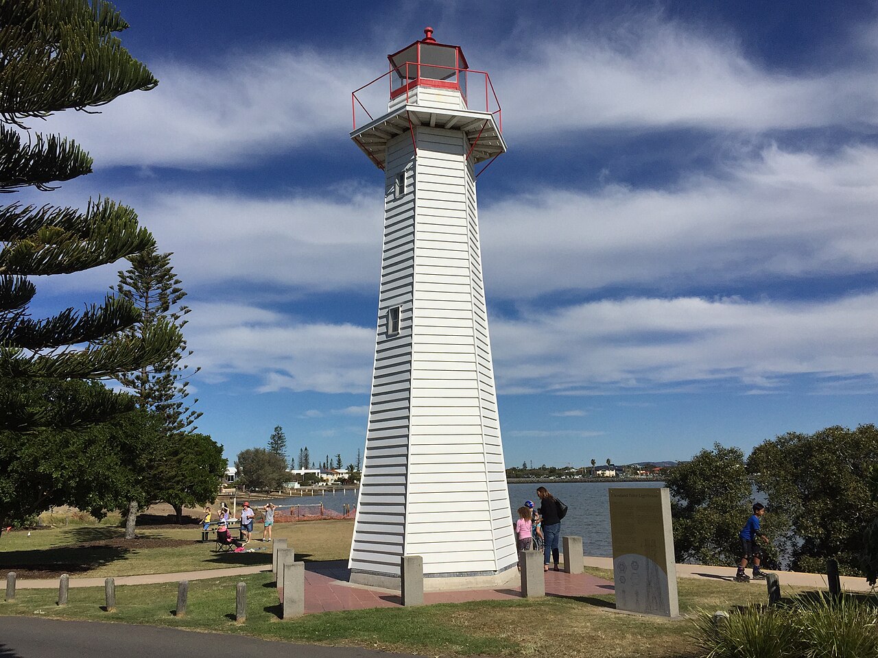 Cleveland Point Light, Brisbane, Queensland May 2016