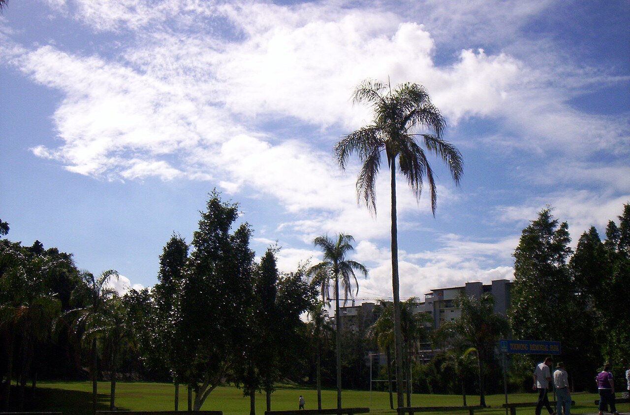 Toowong Memorial Park from Sylvan Road
