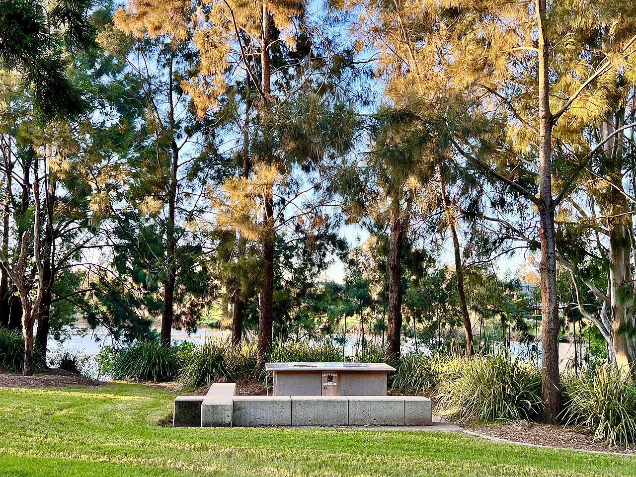 BBQs at Rocks Riverside Park, Brisbane, 2022